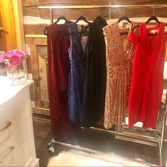 Badgley Mischka Dresses & Skirts - Holiday dress sale!